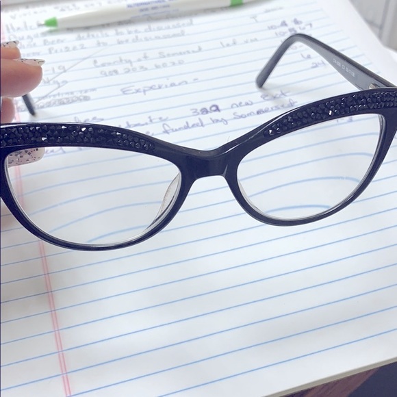 Meet your Posher, Thai - Picture 1 of 1